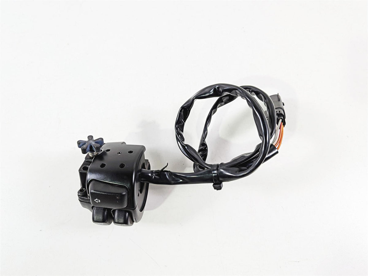 2011 Harley VRSCDX Night Rod Right Hand Start Stop Control Switch -Read 71684-06 {{ shop.shopifyCountryName }} - Mototech271