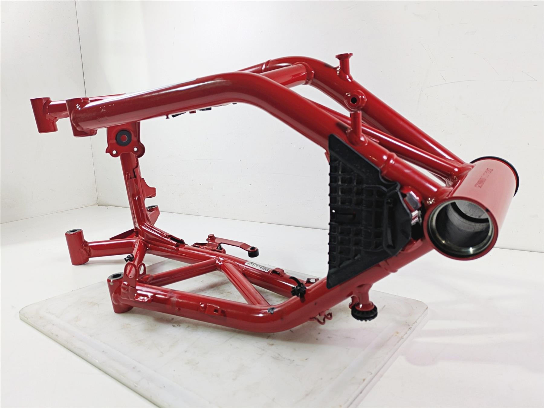 2022 Ducati Hypermotard 950 Straight Main Frame Chassis With Texas Salvage Title 47018183BA {{ shop.shopifyCountryName }} - Mototech271