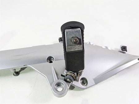 2010 BMW R1200RT K26 Right Foot Pegs Bracket & Brake Pedal Lever 46717675290 {{ shop.shopifyCountryName }} - Mototech271