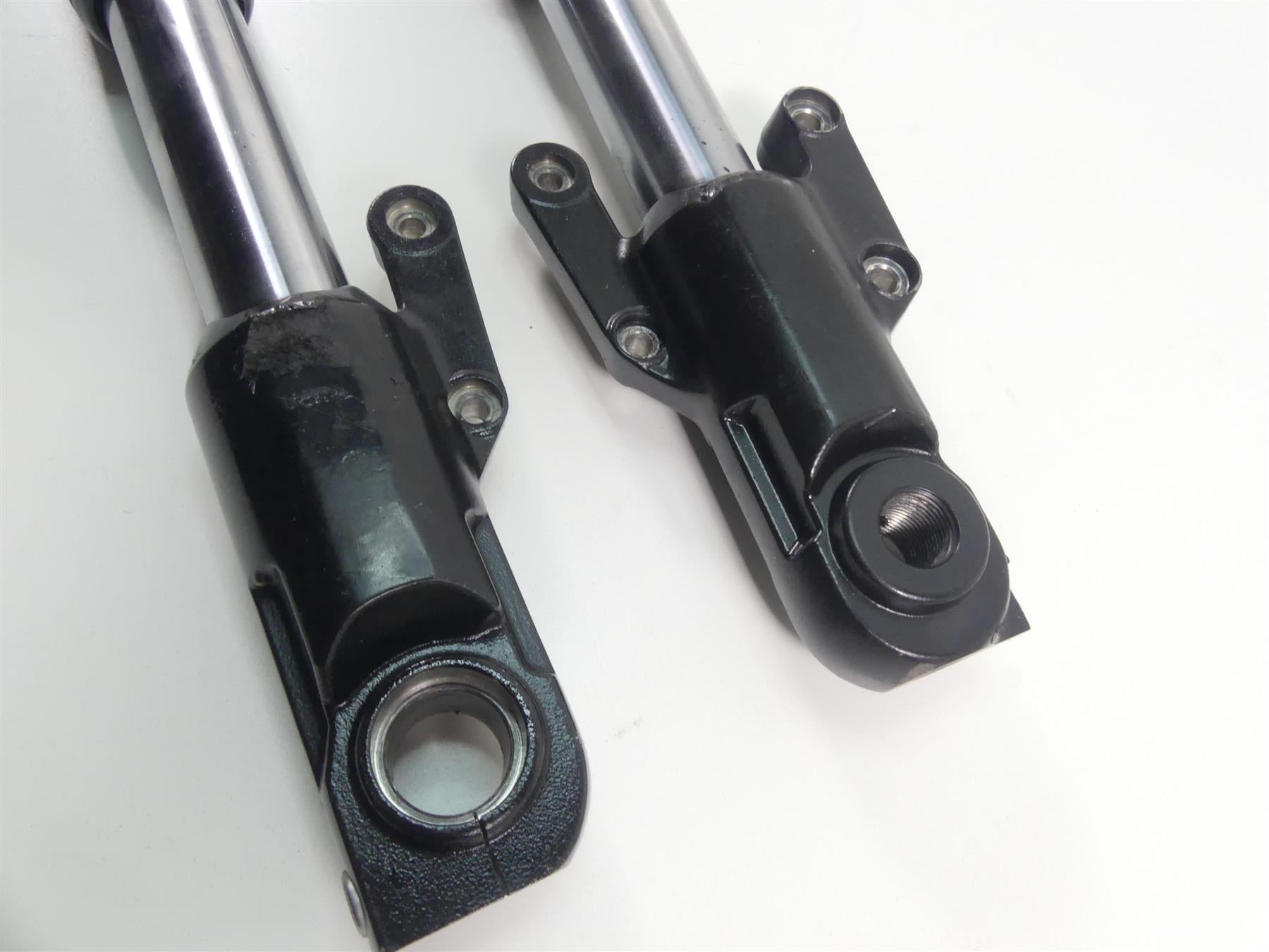 2019 Harley Softail FLSB Sport Glide Straight Front Fork Legs 45400179 45400180 {{ shop.shopifyCountryName }} - Mototech271