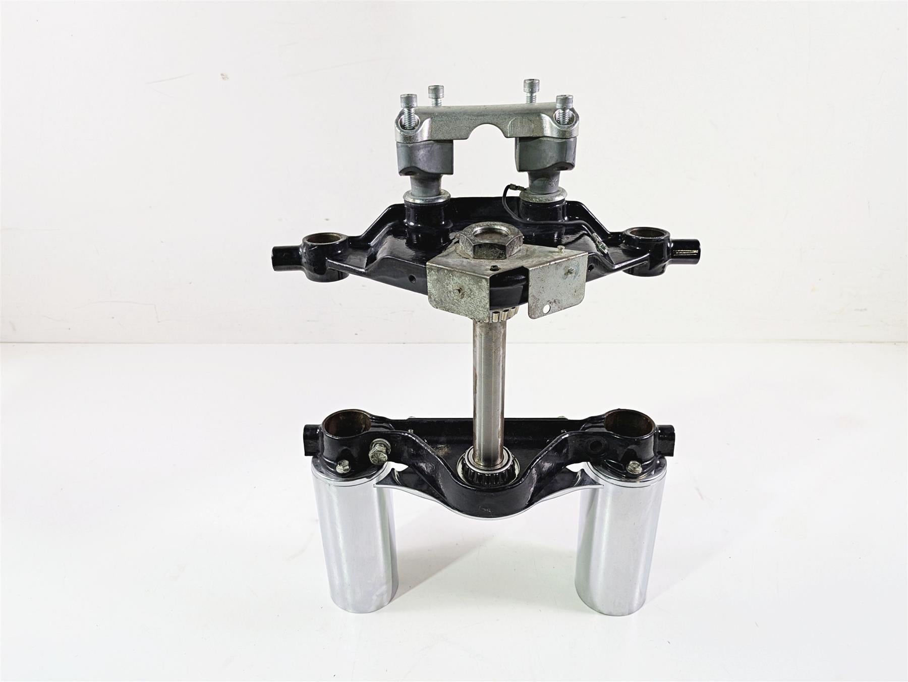 2007 Harley Touring FLHRSE CVO Road King Triple Trees & Riser Set 45446-87A {{ shop.shopifyCountryName }} - Mototech271