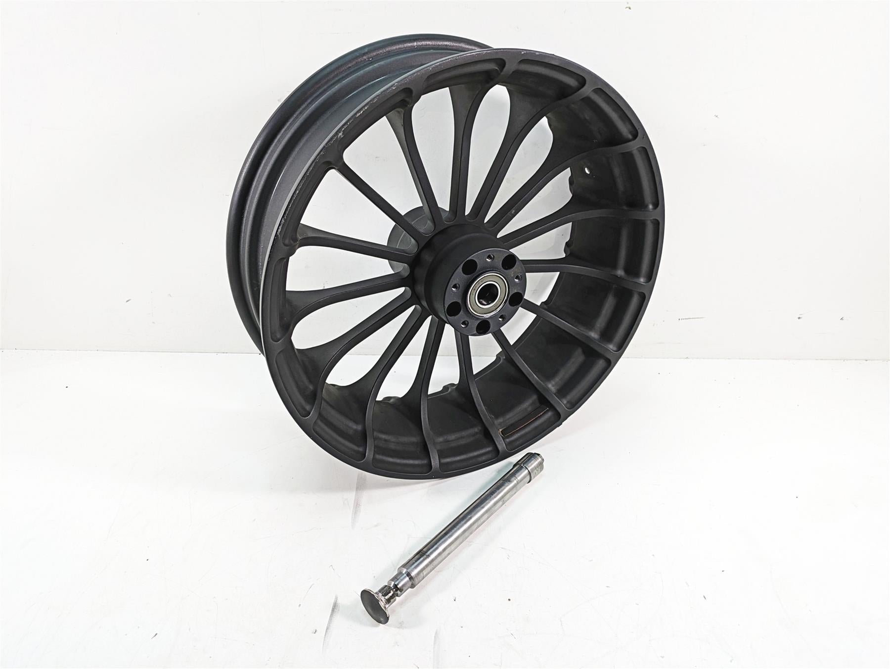 2018 Harley Touring FLHXSE CVO Street Glide Native Customs Turbine Talon 18x5.5 Fat Front Wheel Rim {{ shop.shopifyCountryName }} - Mototech271