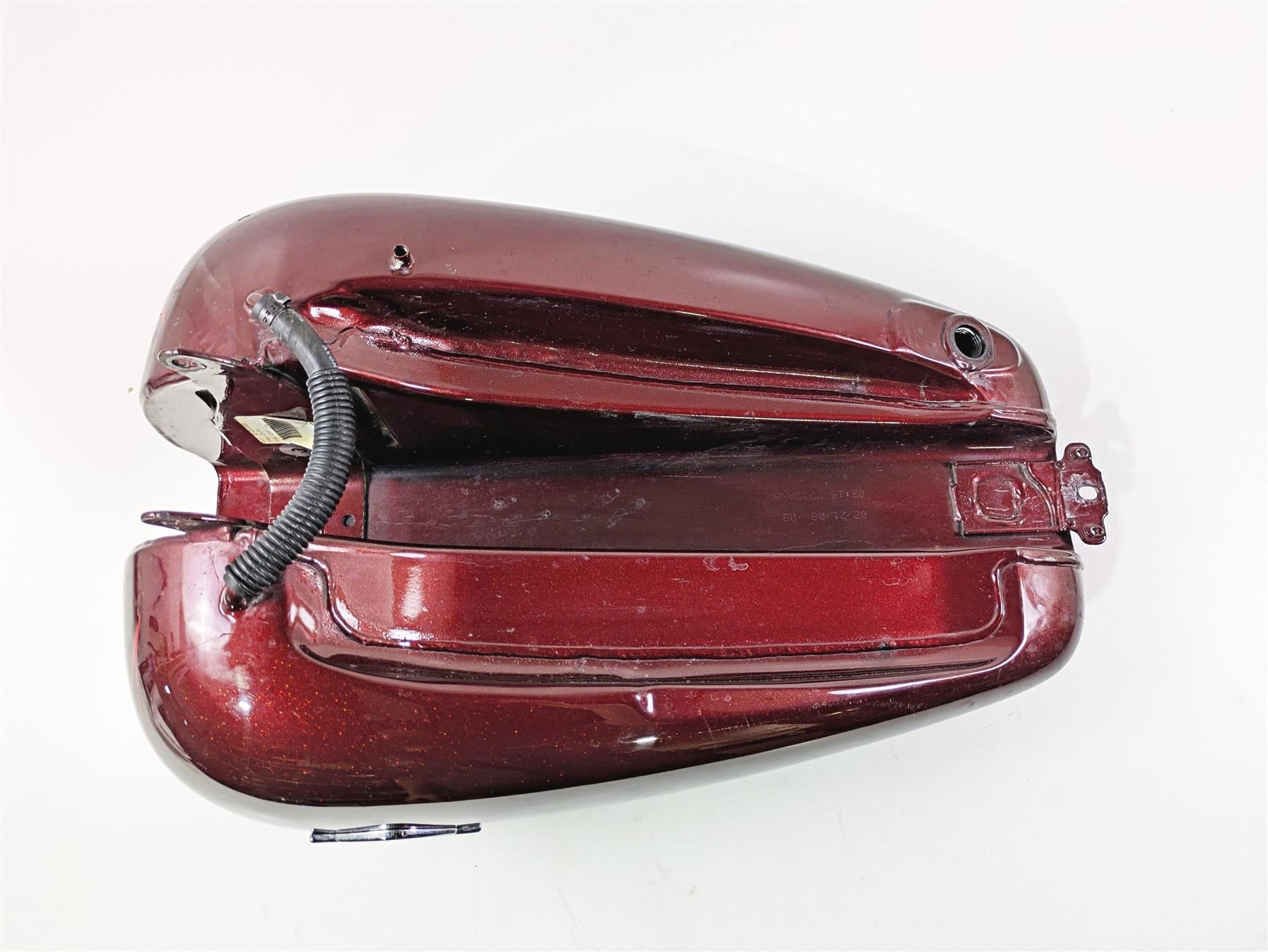 2008 Harley FXCWC Softail Rocker Fuel Gas Petrol Tank Crimson Red -Dent 62105-08 {{ shop.shopifyCountryName }} - Mototech271