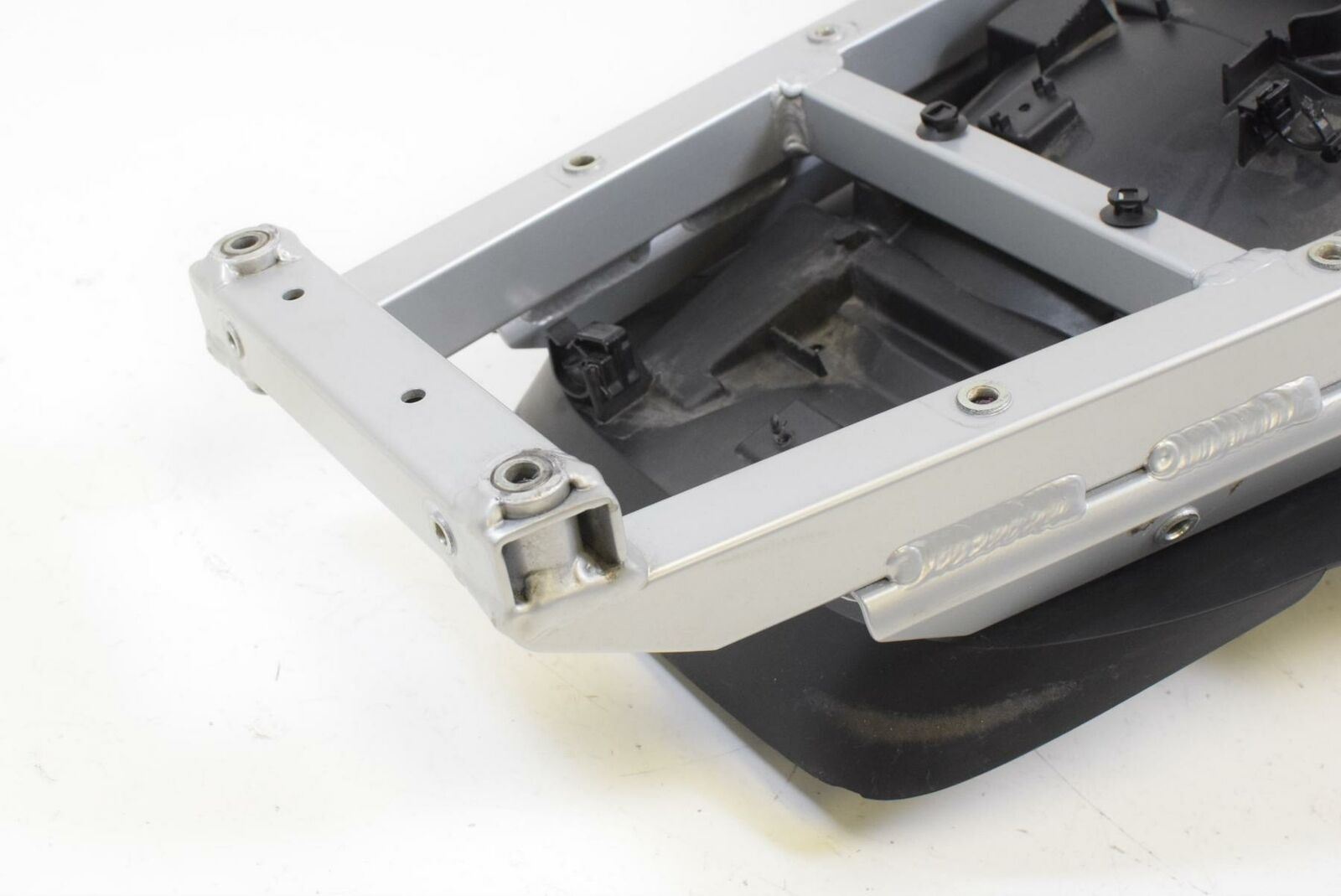 2016 BMW R1200RT R1200 RT RTW K52 Rear Subframe Sub Frame STRAIGHT 46518528588 {{ shop.shopifyCountryName }} - Mototech271