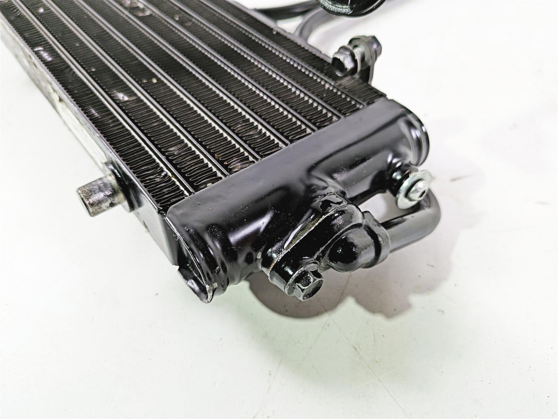 2010 Harley VRSCF Muscle Rod Oil Cooler & Line Set 26723-04 {{ shop.shopifyCountryName }} - Mototech271