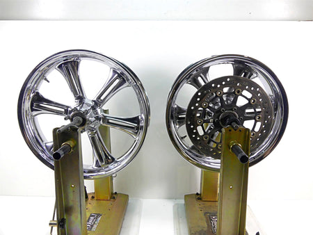 2011 Victory Cross Country Front Rear Chrome Cast Wheel Rim Set 1521383 1521384 {{ shop.shopifyCountryName }} - Mototech271