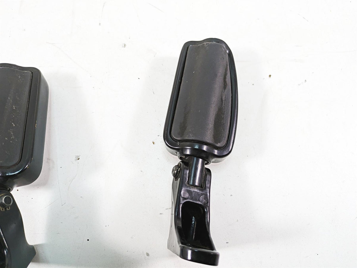 2018 Harley Touring FLHXSE CVO Street Glide Rear Airflow Footpeg Set 50500717 {{ shop.shopifyCountryName }} - Mototech271