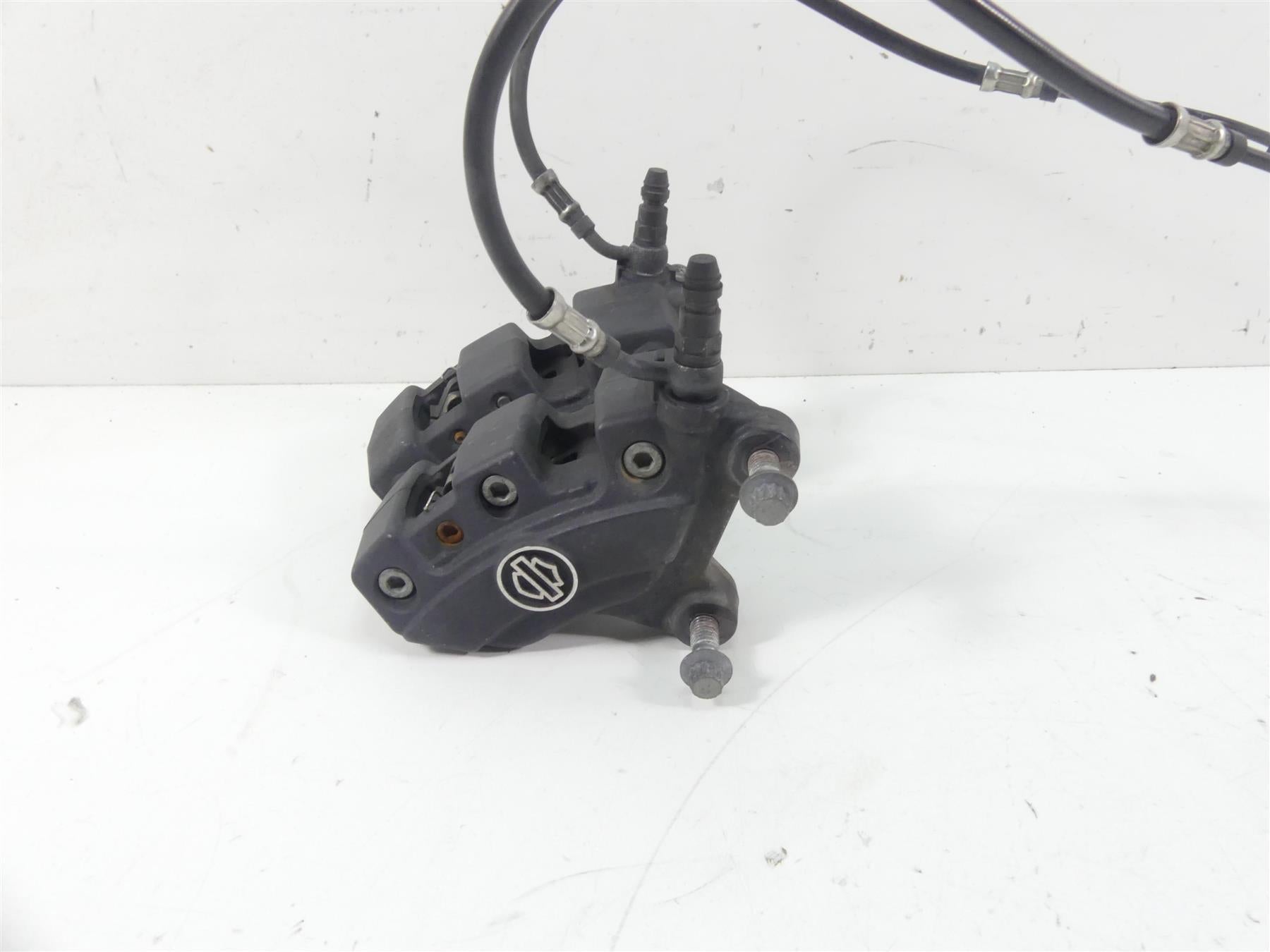 2013 Harley VRSCDX Night Rod Special Front Brake Caliper Set 44731-08 44732-08 {{ shop.shopifyCountryName }} - Mototech271