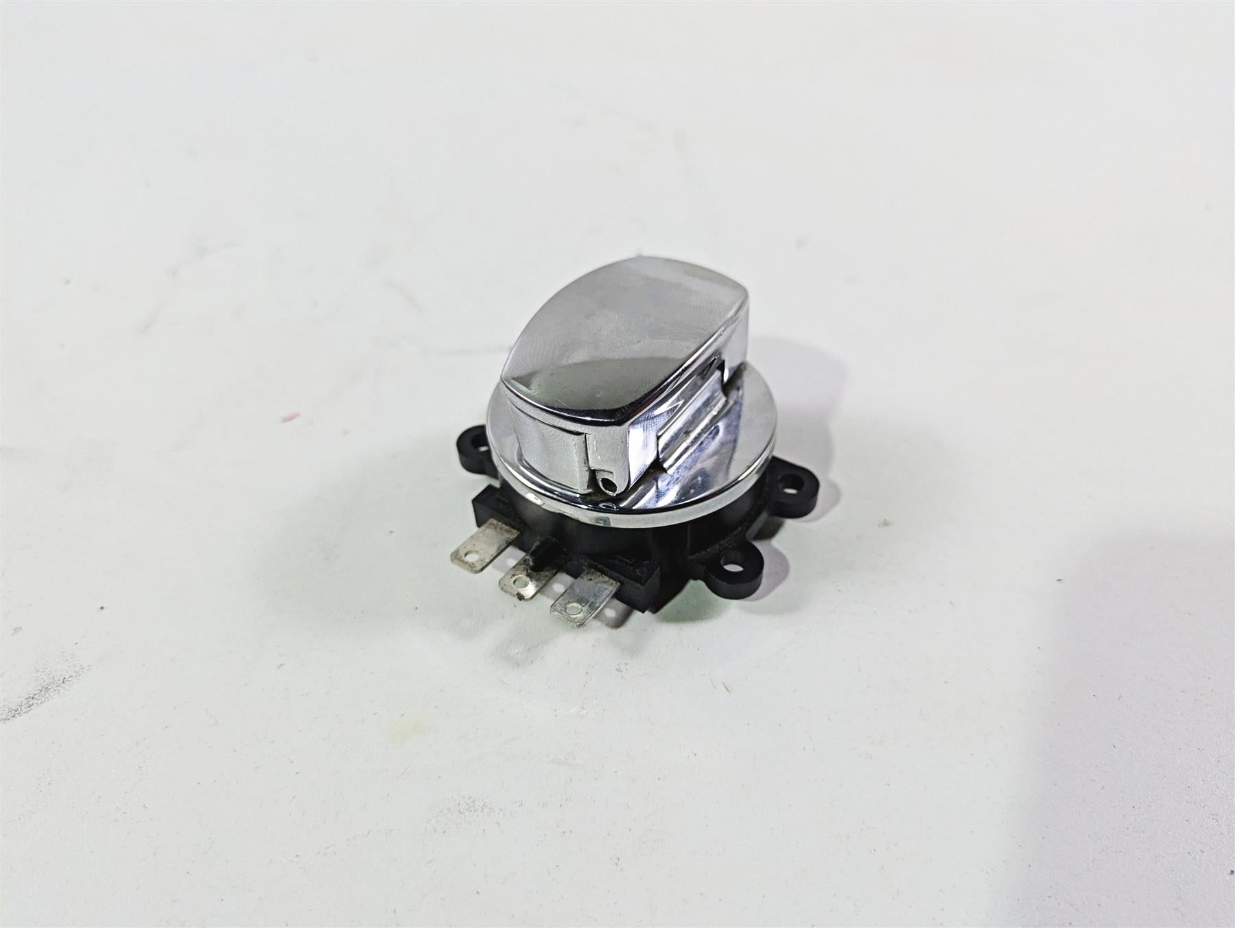 2011 Harley FXDC Dyna Super Glide Ignition Switch Unlocked - Vin 71430-06B {{ shop.shopifyCountryName }} - Mototech271