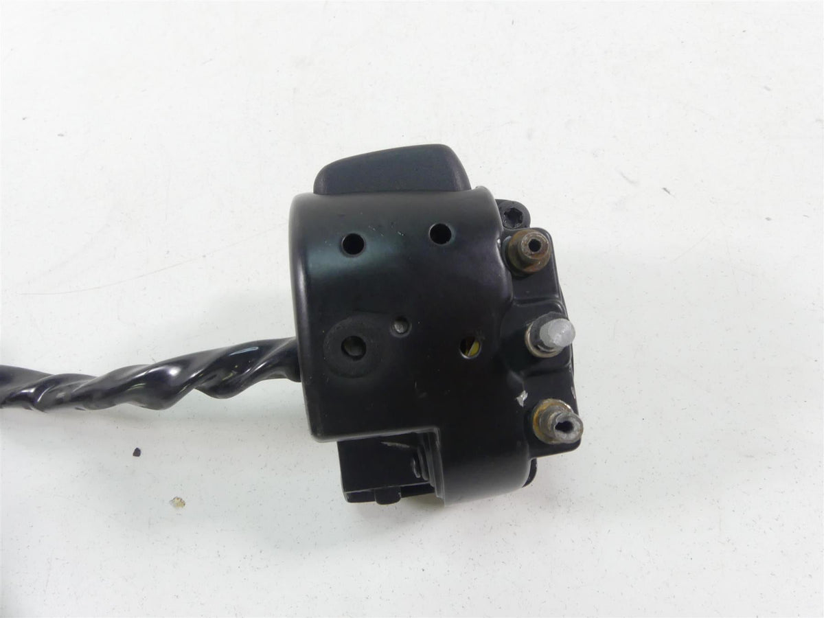 2015 Harley VRSCF Muscle Rod Right Start Stop Hand Control Switch 71684-06A {{ shop.shopifyCountryName }} - Mototech271
