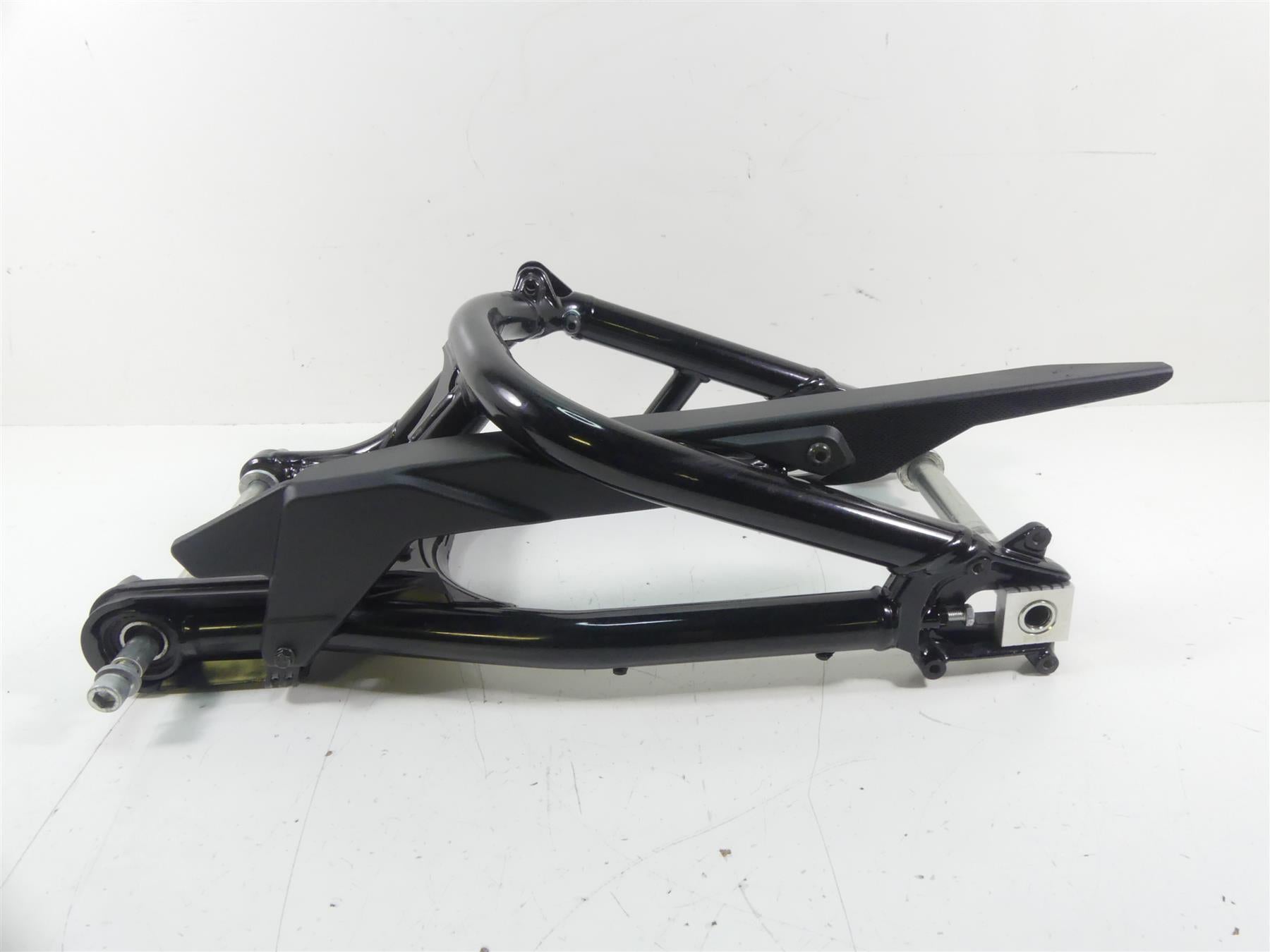 2019 Indian Motorcycle Co. FTR1200 Rear Fork Swingarm Swing Arm 1024289 {{ shop.shopifyCountryName }} - Mototech271