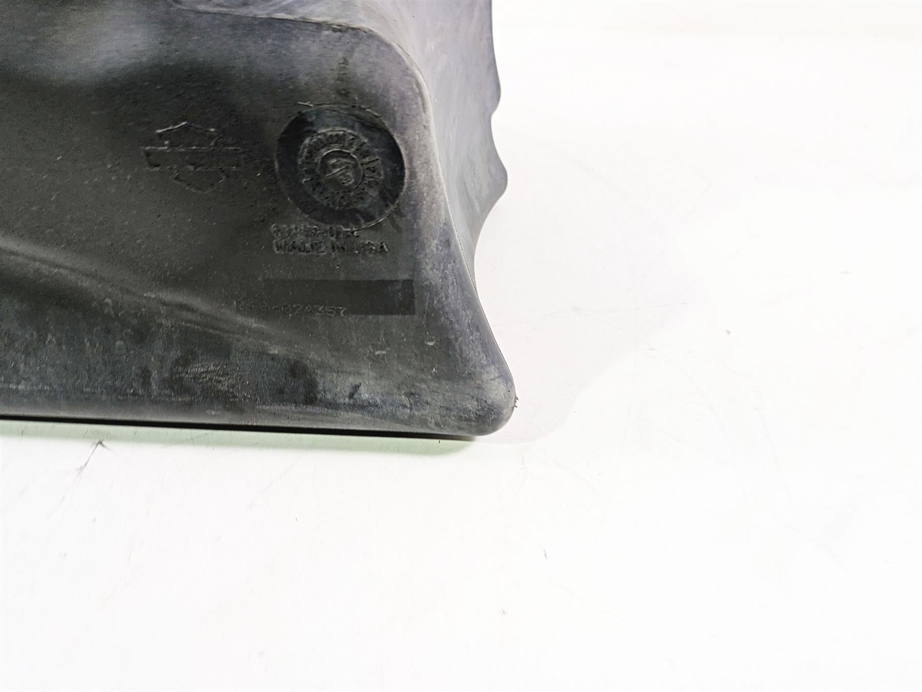 2013 Harley VRSCF Muscle Rod Plastic Fuel Gas Petrol Tank Reservoir 61328-07A {{ shop.shopifyCountryName }} - Mototech271
