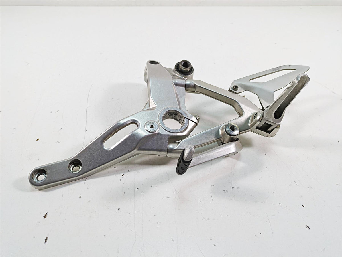 2016 Ducati Panigale 1299 S Left Footpeg Frame Holder & Shifter 82421862AA {{ shop.shopifyCountryName }} - Mototech271