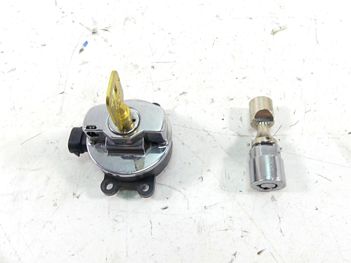 2011 Harley Softail FLSTF Fat Boy Ignition Switch Key Steering Lock Set 71517-11 {{ shop.shopifyCountryName }} - Mototech271