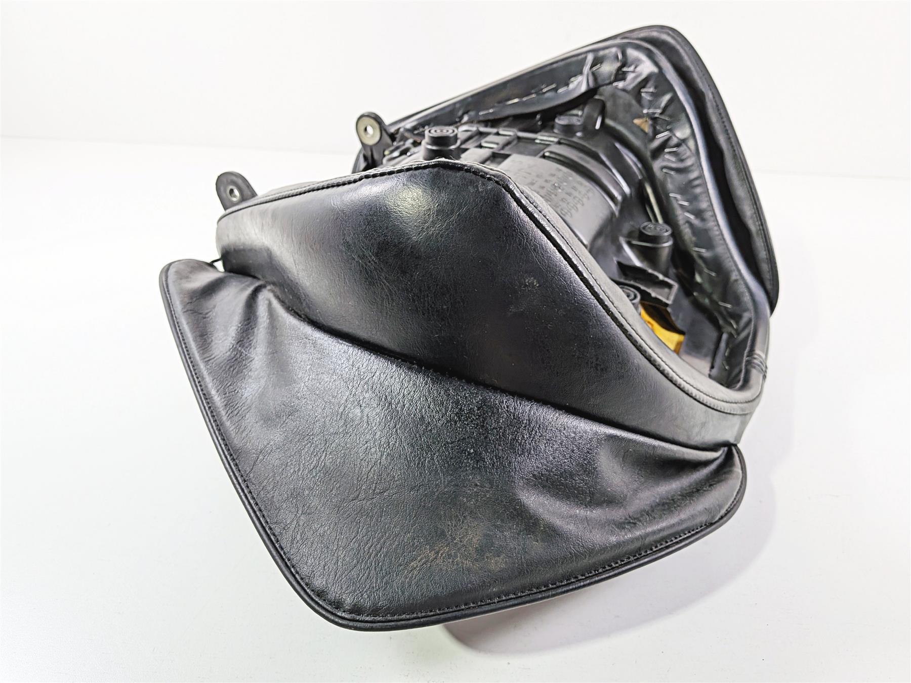 2006 Yamaha XVZ1300 Royal Star Front Seat Saddle 1D6-24710-00-00 {{ shop.shopifyCountryName }} - Mototech271