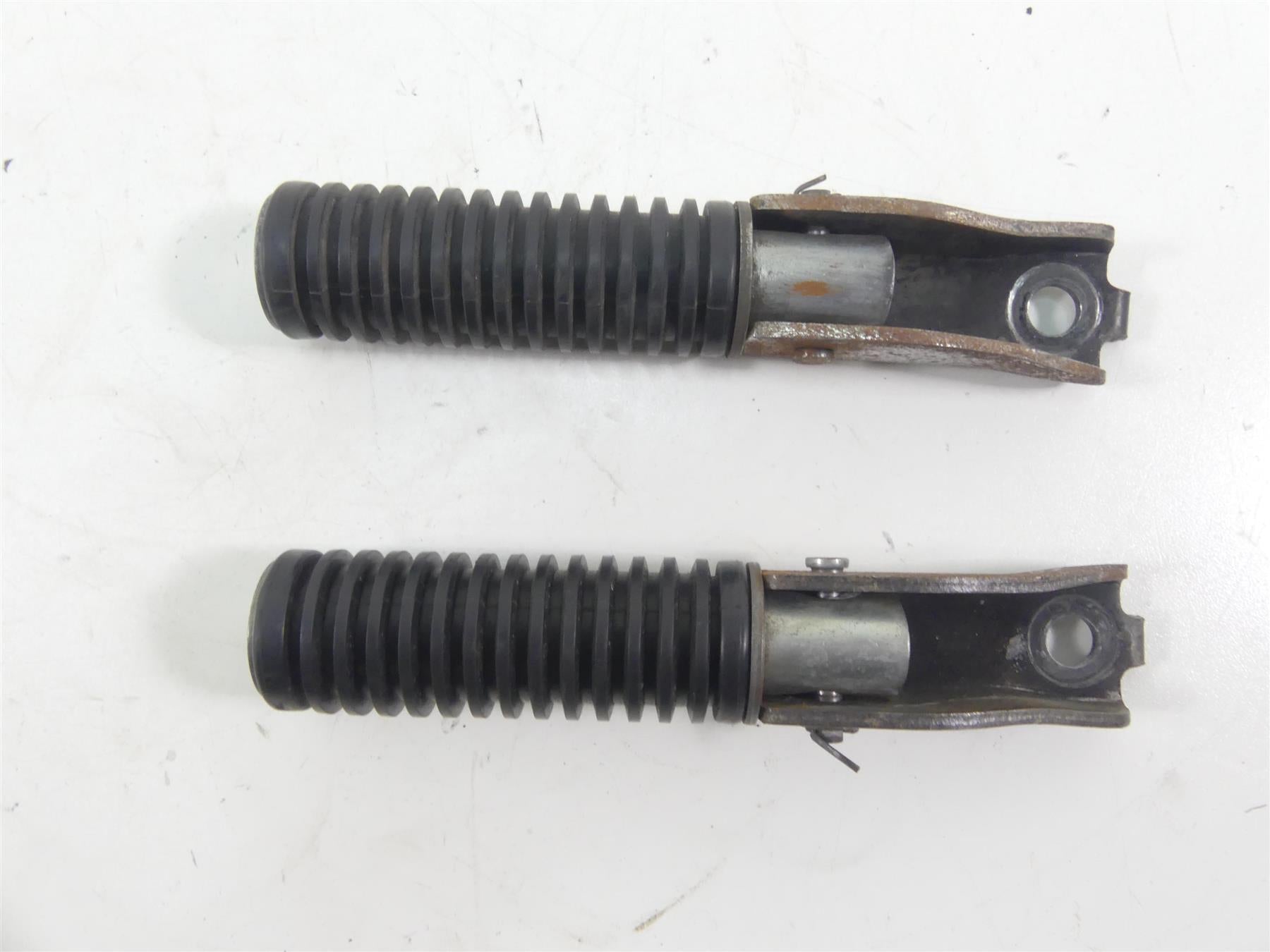 1977 Honda CB750 A Four Hondamatic Rear Footpeg Foot Peg Set 50710-405-000 {{ shop.shopifyCountryName }} - Mototech271
