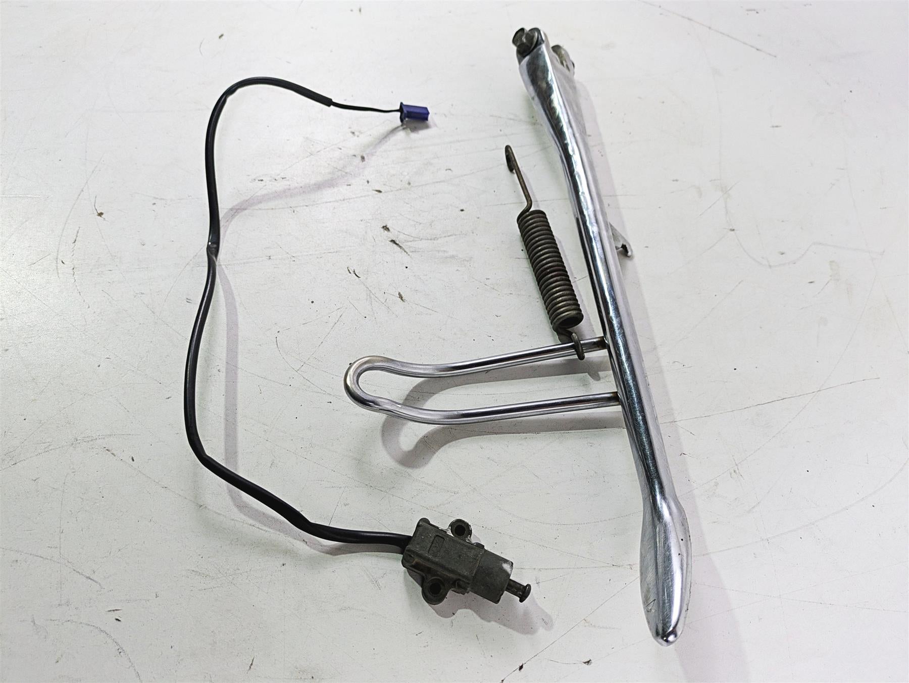 2004 Yamaha XVZ1300 Royal Star Side Kickstand & Safety Switch 4XY-27311-00-00 {{ shop.shopifyCountryName }} - Mototech271