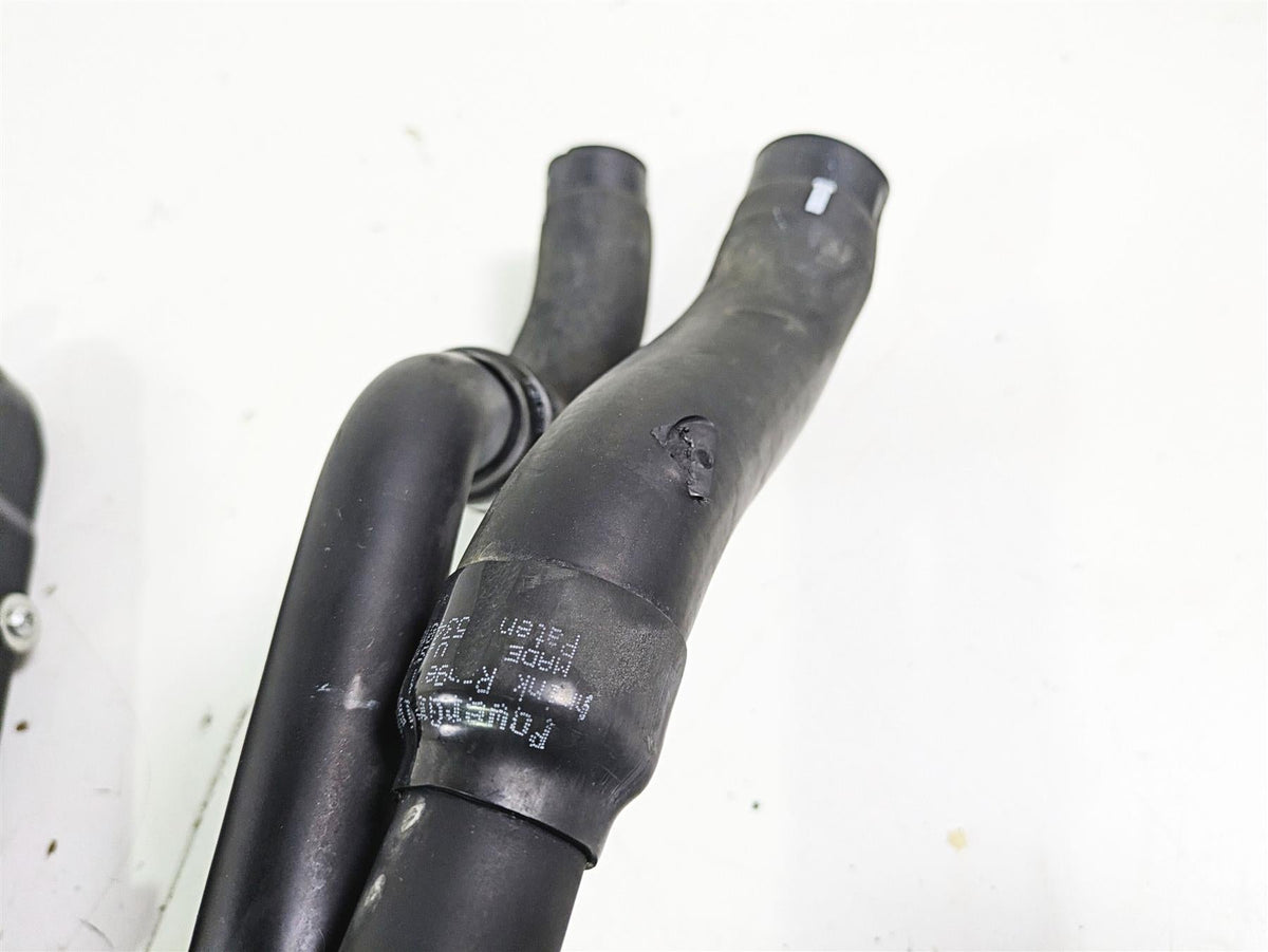 2012 Harley VRSCF Muscle V Rod Radiator Fans Reservoir Hoses 26722-04 {{ shop.shopifyCountryName }} - Mototech271