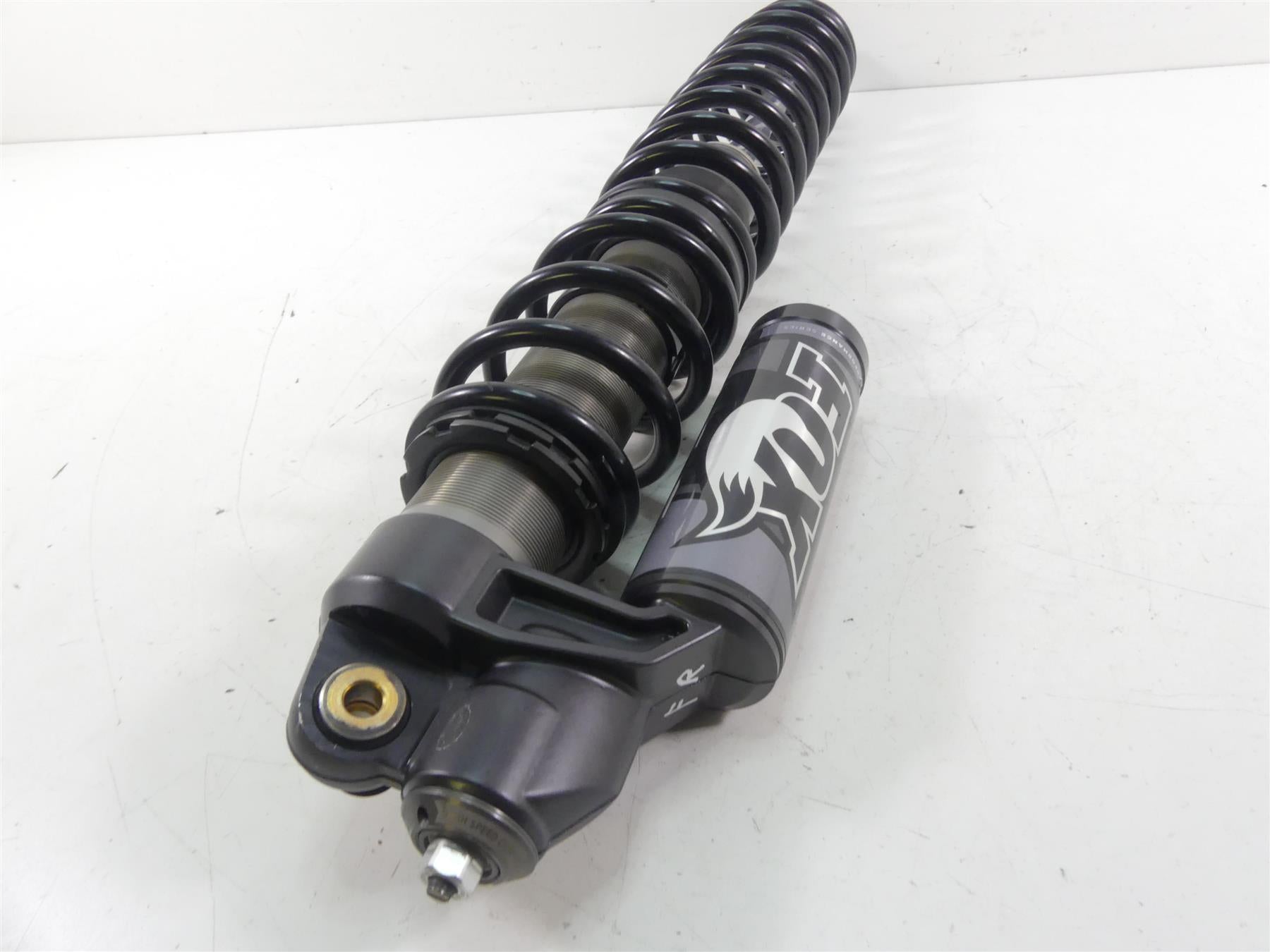 2017 Can Am Maverick X3 XDS Turbo R Left Front Fox Shock Damper - Read 706202095 {{ shop.shopifyCountryName }} - Mototech271