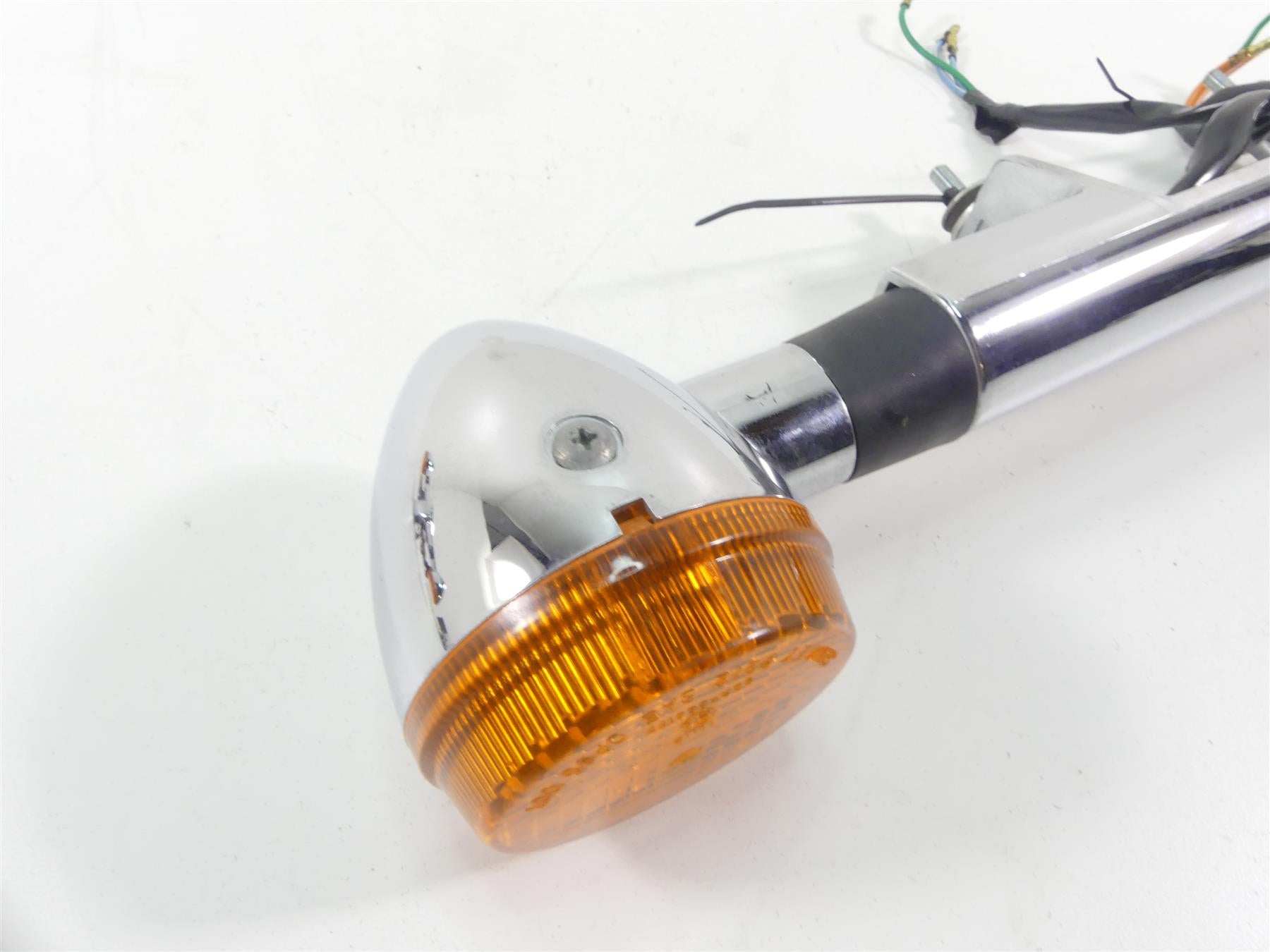 2003 Honda VT1100 C2 Shadow Sabre Front Blinker Turn Signal Set 33400-MBA-672 {{ shop.shopifyCountryName }} - Mototech271
