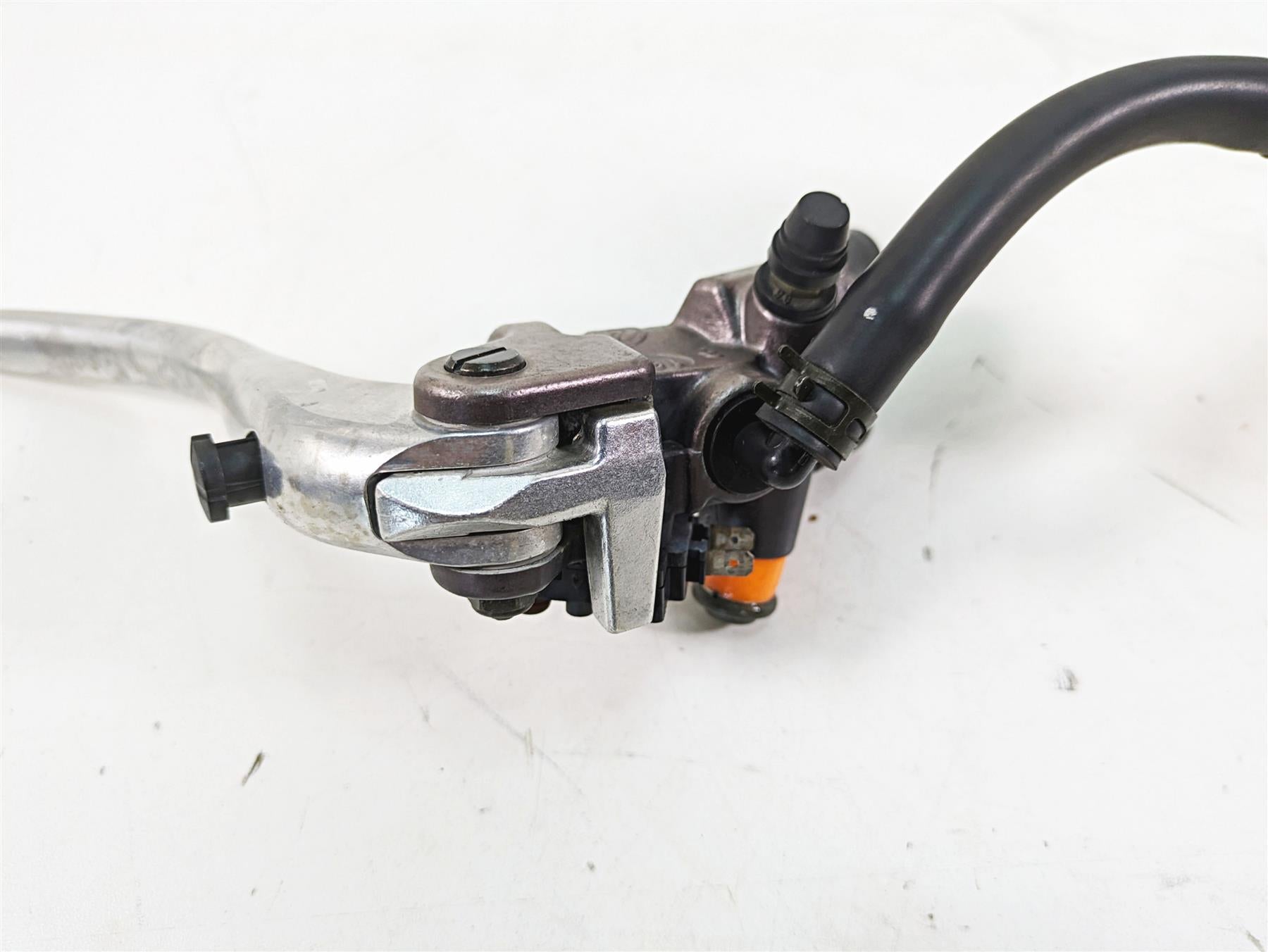 2007 Yamaha R1 YZFR1 16mm Brembo Front Brake Radial Master Cylinder 5SL-W2587-00 {{ shop.shopifyCountryName }} - Mototech271