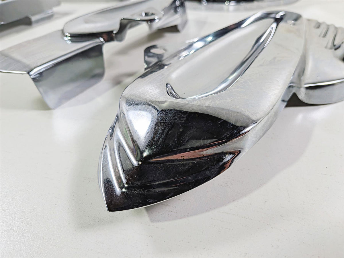2003 Honda V-Twin VTX1800 C Kuryakyn Swingarm Differential Cover Set 8285 8688 {{ shop.shopifyCountryName }} - Mototech271