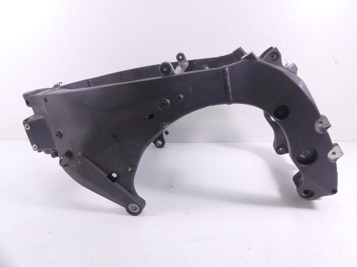 2015 Yamaha YZF-R1M Straight Main Frame Chassis - Salvage Title - 2CR-21110-00-00 {{ shop.shopifyCountryName }} - Mototech271