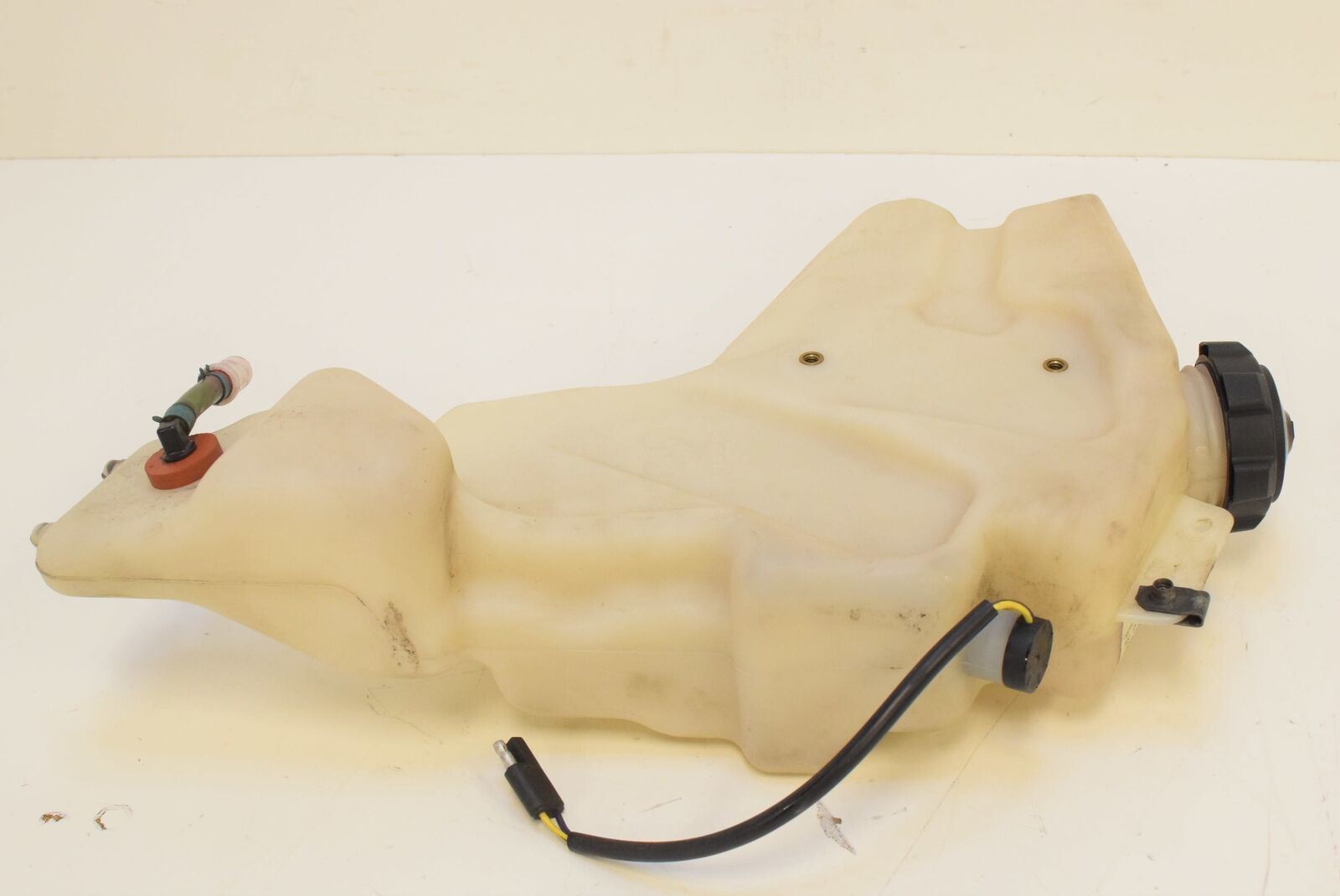 2010 Polaris Assault RMK 800 146" Oil Tank Reservoir 2520650 {{ shop.shopifyCountryName }} - Mototech271