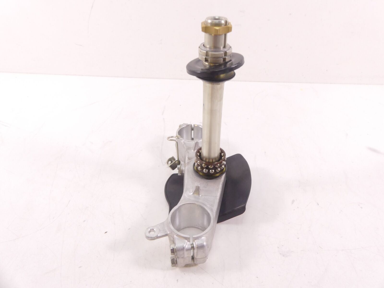 2018 Suzuki GSXR750 Lower Triple Tree Steering Yoke 53mm 51410-01H10 {{ shop.shopifyCountryName }} - Mototech271