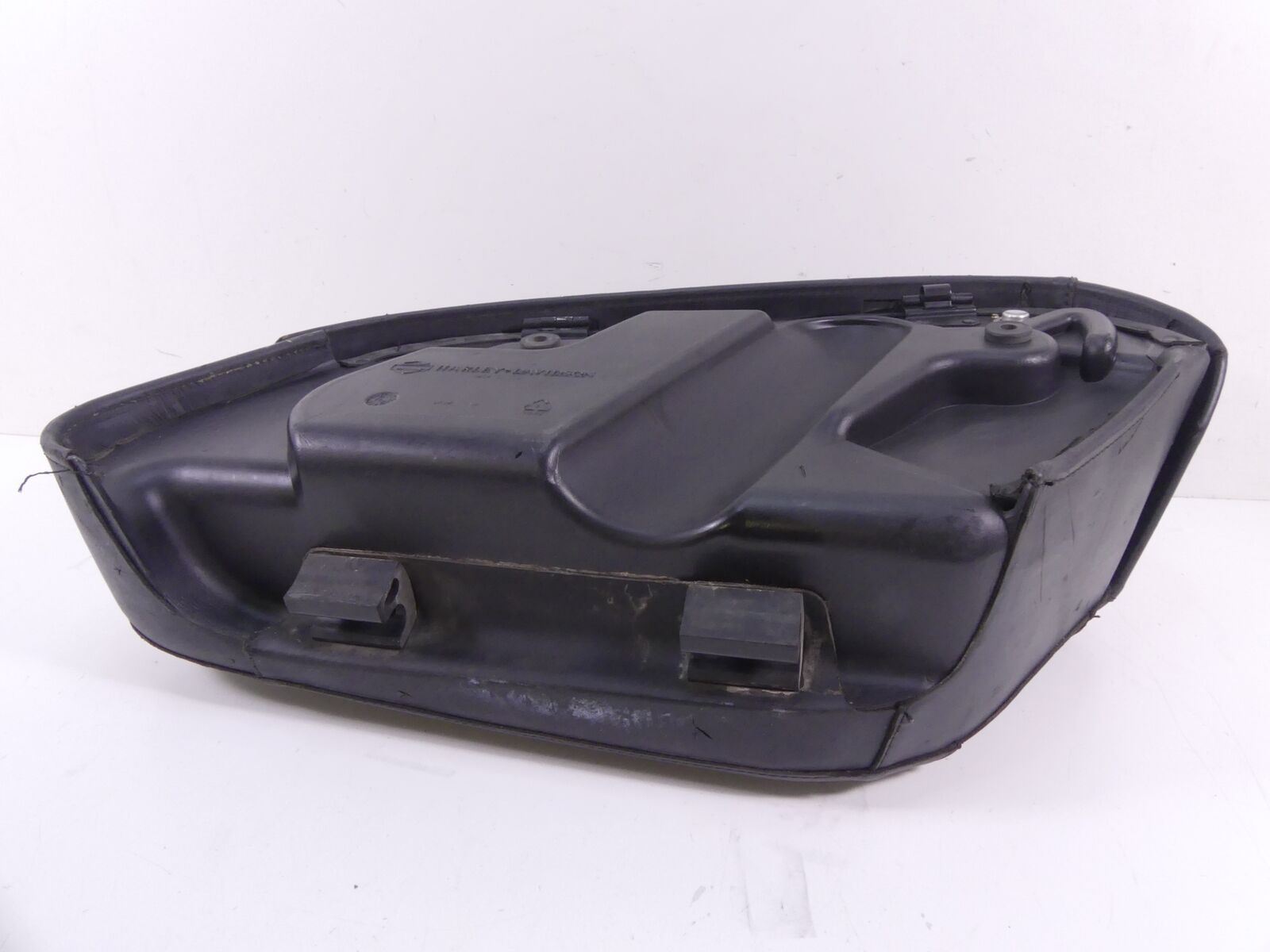 2004 Harley Touring FLHRSI Road King Left Leather Saddlebag Saddle Bag 91316-04 {{ shop.shopifyCountryName }} - Mototech271