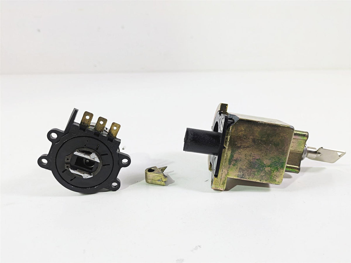 1998 Harley Touring FLHRCI Road King Ignition Switch Key Lock Set -Read 71313-96 {{ shop.shopifyCountryName }} - Mototech271