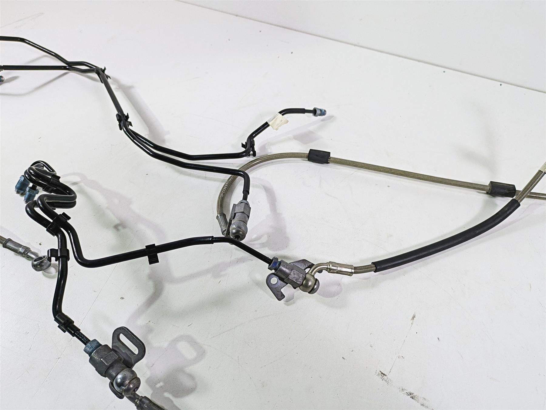 2012 BMW R1200R K27 Front Rear Abs Brake Line Set 34327689977 34327729103 {{ shop.shopifyCountryName }} - Mototech271