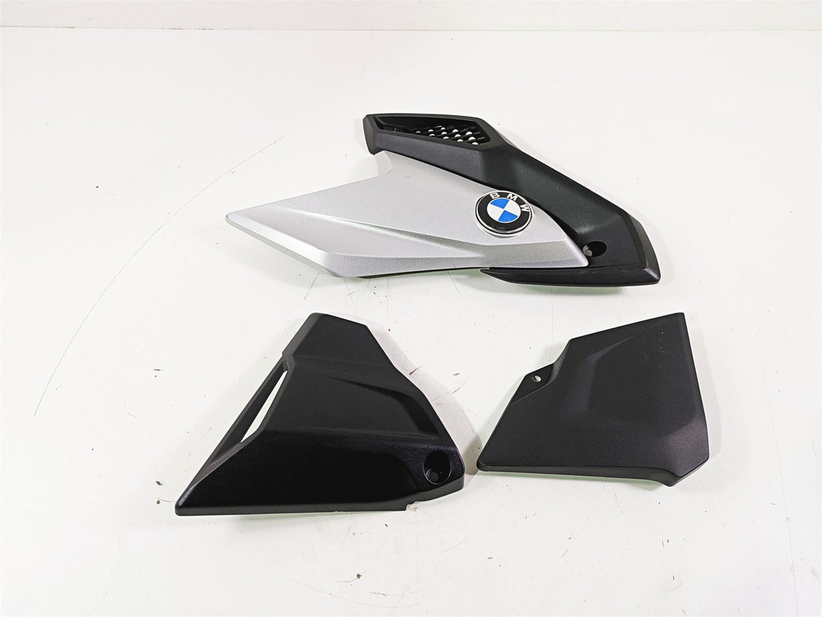 2019 BMW G310GS K02 Left Main Cover Fairing Emblem Set 46638560417 {{ shop.shopifyCountryName }} - Mototech271