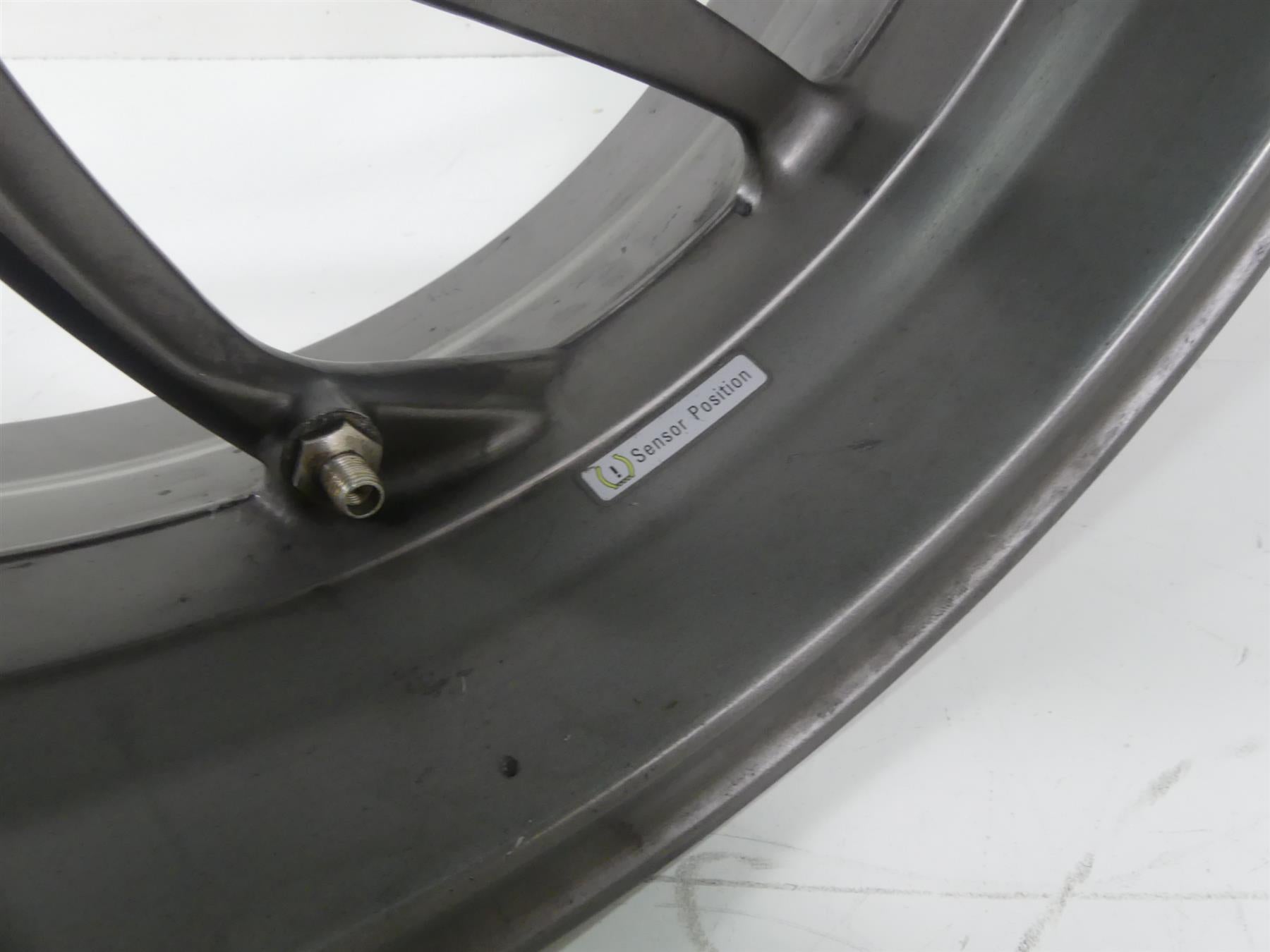 2015 BMW K1600GT K48 Straight Grey Rear Wheel Rim 17x6 36318529042 8528659 {{ shop.shopifyCountryName }} - Mototech271