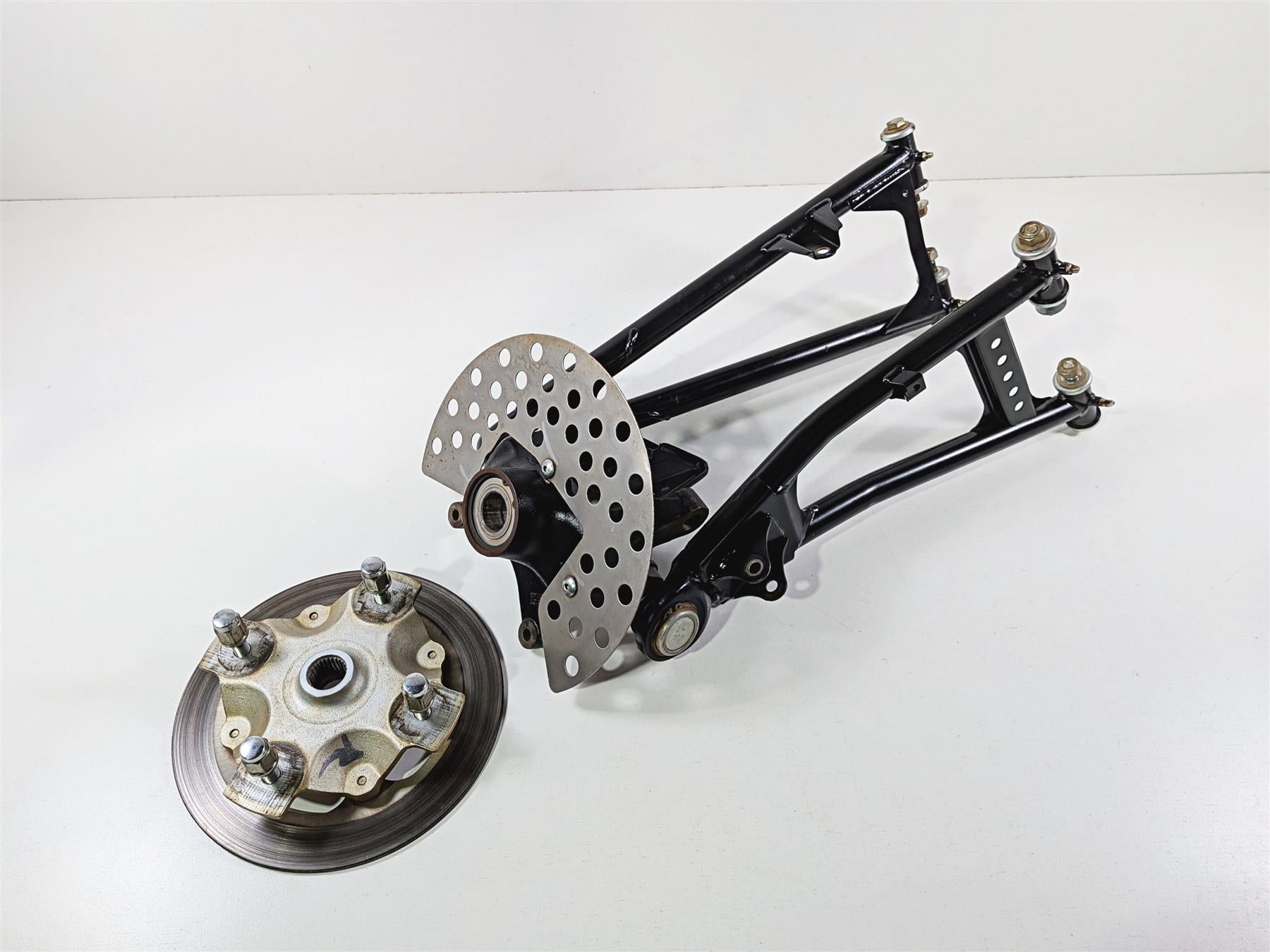 2021 Yamaha YXZ1000R EPS SS SE Front Right Knee Assembly B5H-F3502-00-00 {{ shop.shopifyCountryName }} - Mototech271