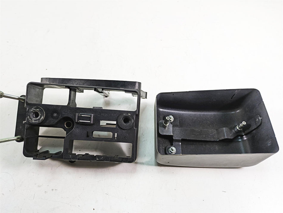 2009 Harley Dyna FXDFSE CVO Fat Bob Electrical Tray Stay & Cover 70367-04B {{ shop.shopifyCountryName }} - Mototech271