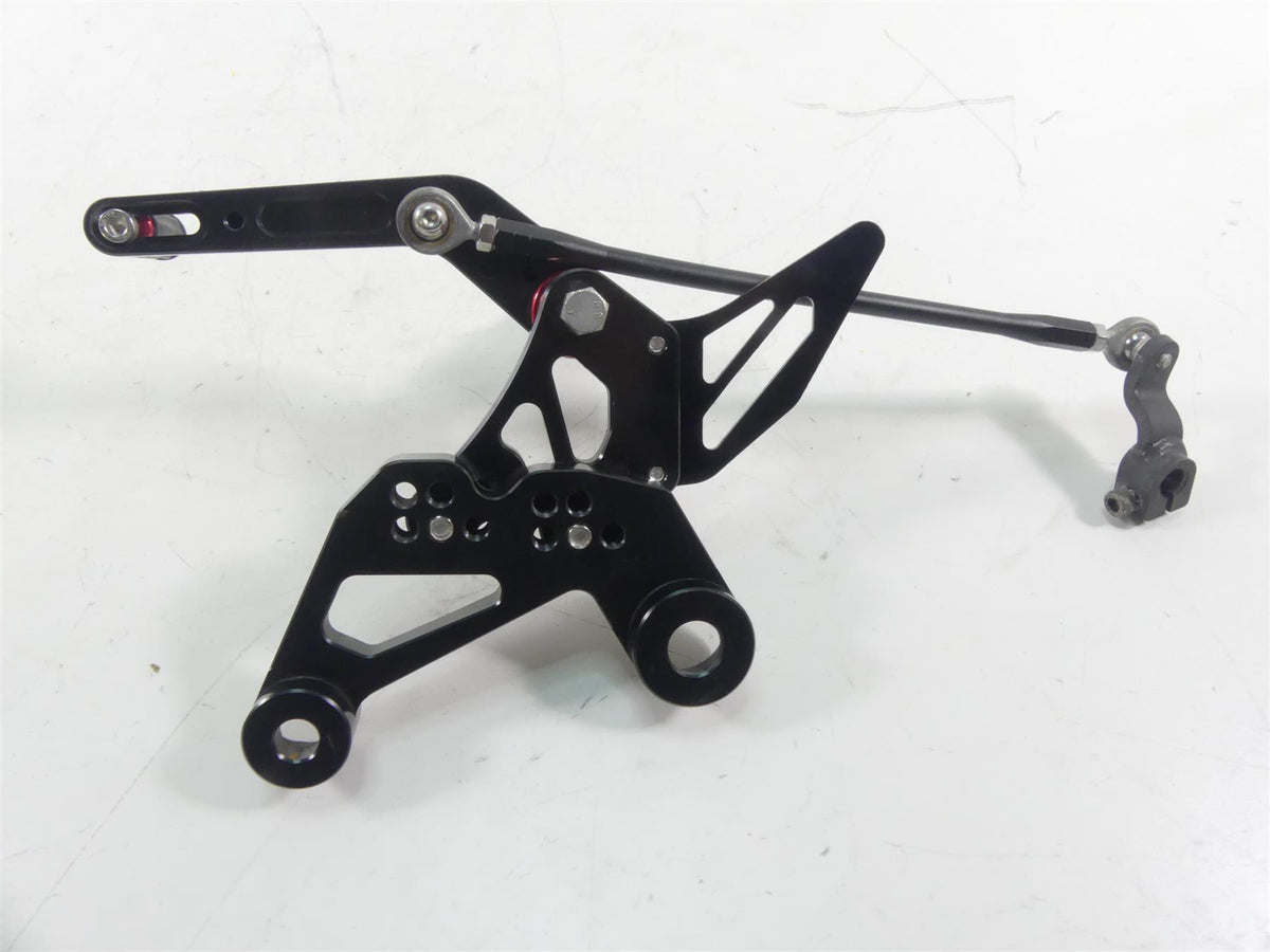 2015 Yamaha MT09 FZ09 Left Mad Moto Adjustable Rider Footpeg & Shifter F99 {{ shop.shopifyCountryName }} - Mototech271