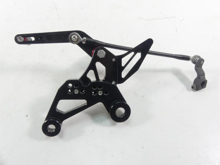 2015 Yamaha MT09 FZ09 Left Mad Moto Adjustable Rider Footpeg & Shifter F99 {{ shop.shopifyCountryName }} - Mototech271