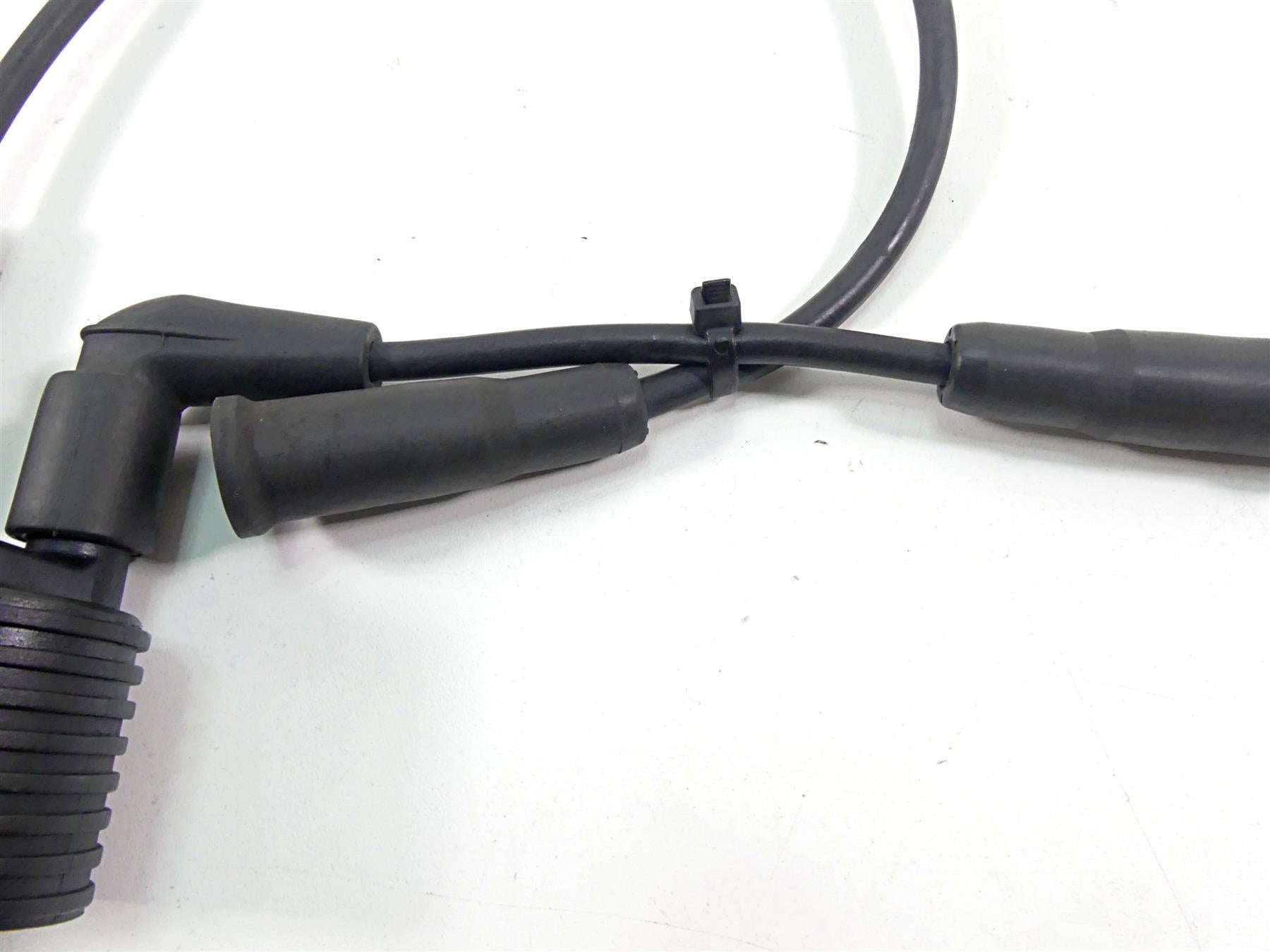 2017 Harley XL1200 CX Sportster Roadster Ignition Coil Wires & Plugs 31656-07 {{ shop.shopifyCountryName }} - Mototech271