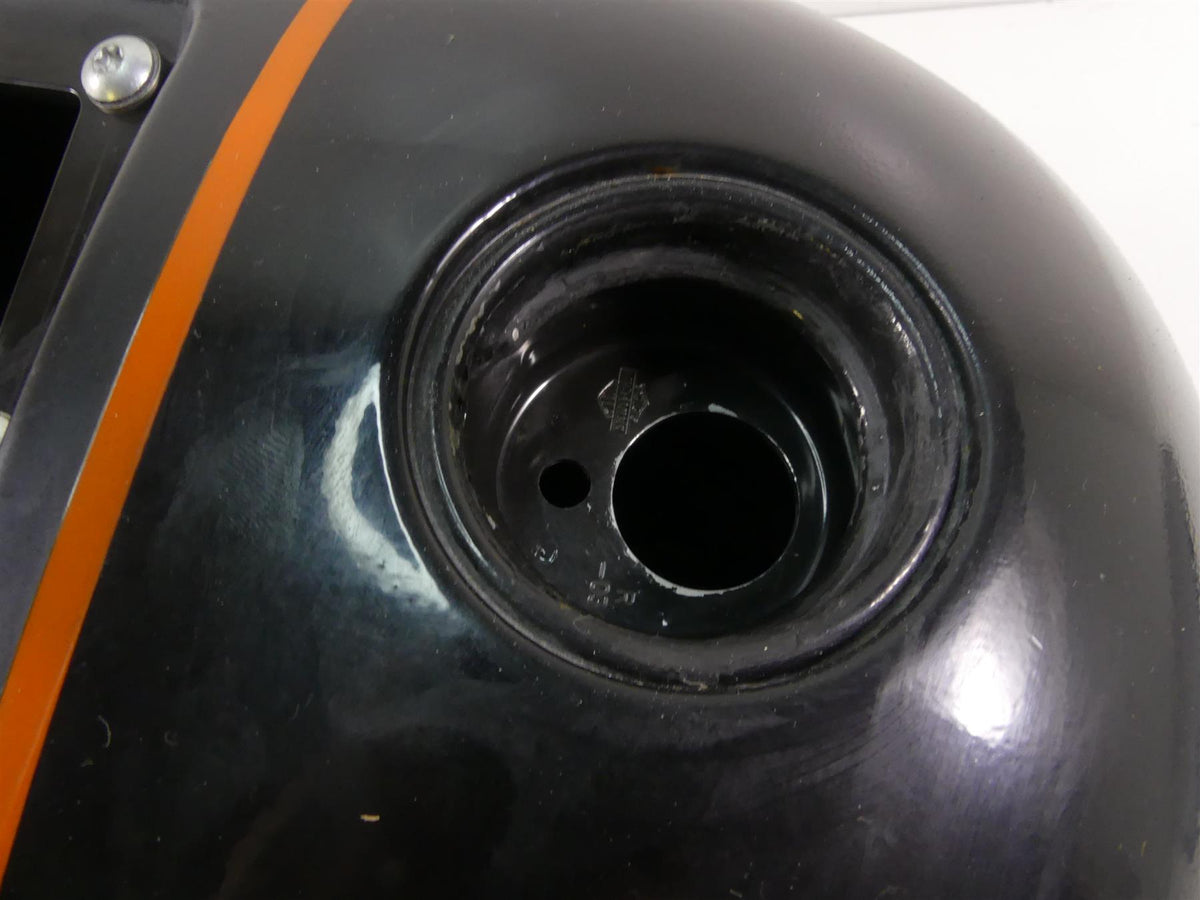 2015 Harley FXDF Dyna Fat Bob Fuel Gas Petrol Tank Reservoir - Read 61000705 {{ shop.shopifyCountryName }} - Mototech271