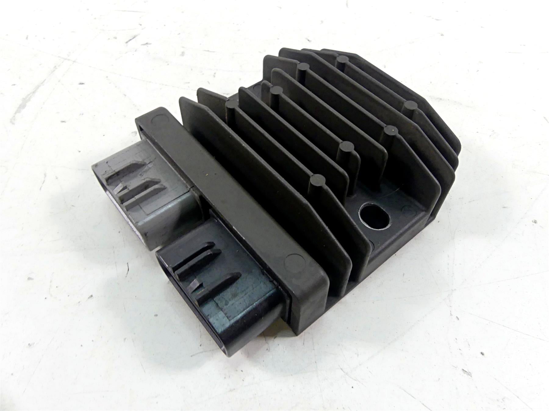 2015 BMW R1200GS GSW K50 Rectifier Voltage Regulator FH020AA 12318523367 {{ shop.shopifyCountryName }} - Mototech271