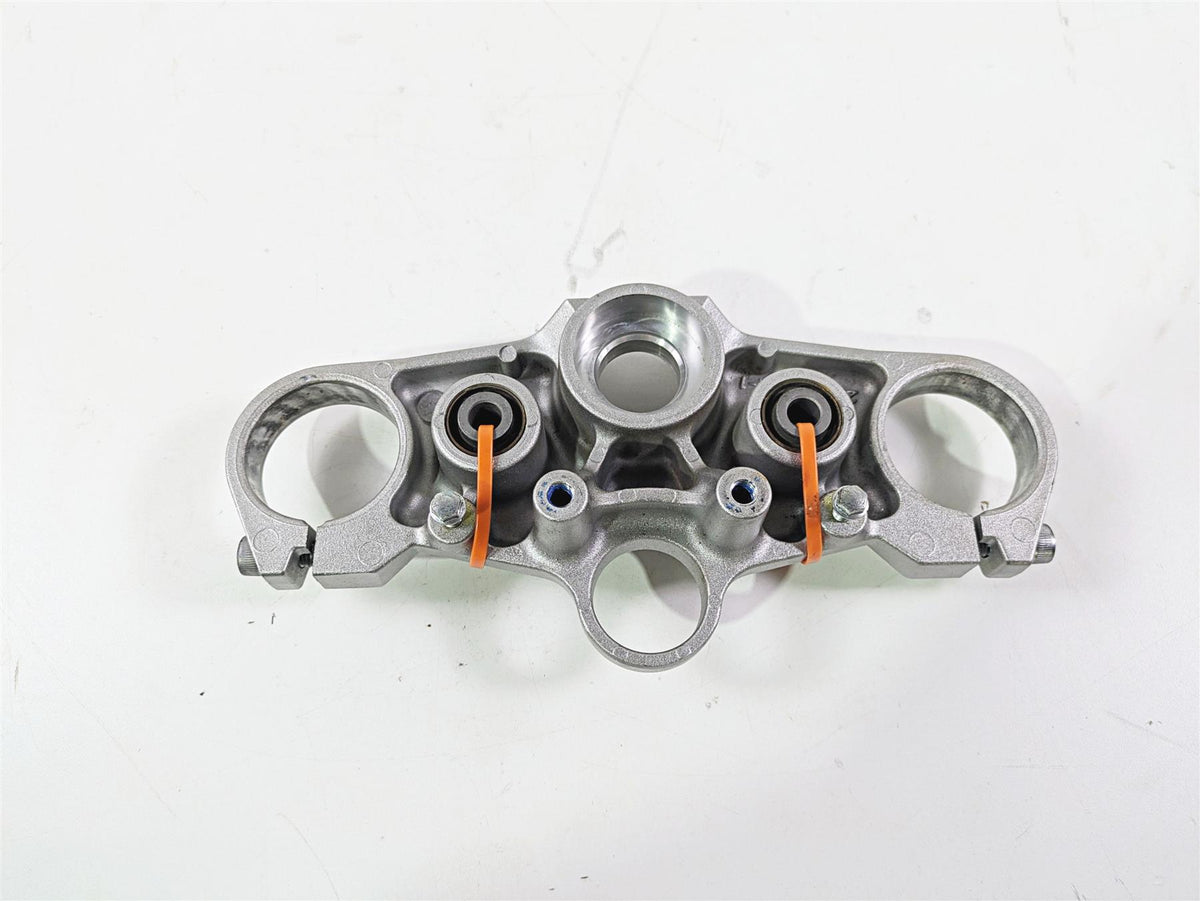 2009 Yamaha FZ1 FZS10 Fazer Upper Triple Tree Clamp 50mm 2D1-23405-11-00 {{ shop.shopifyCountryName }} - Mototech271