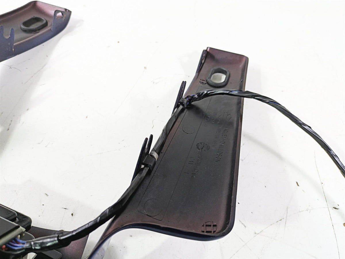 2016 Harley Touring FLTRX Road Glide Rear Fender Wing Fascia Taillight 59739-09 {{ shop.shopifyCountryName }} - Mototech271