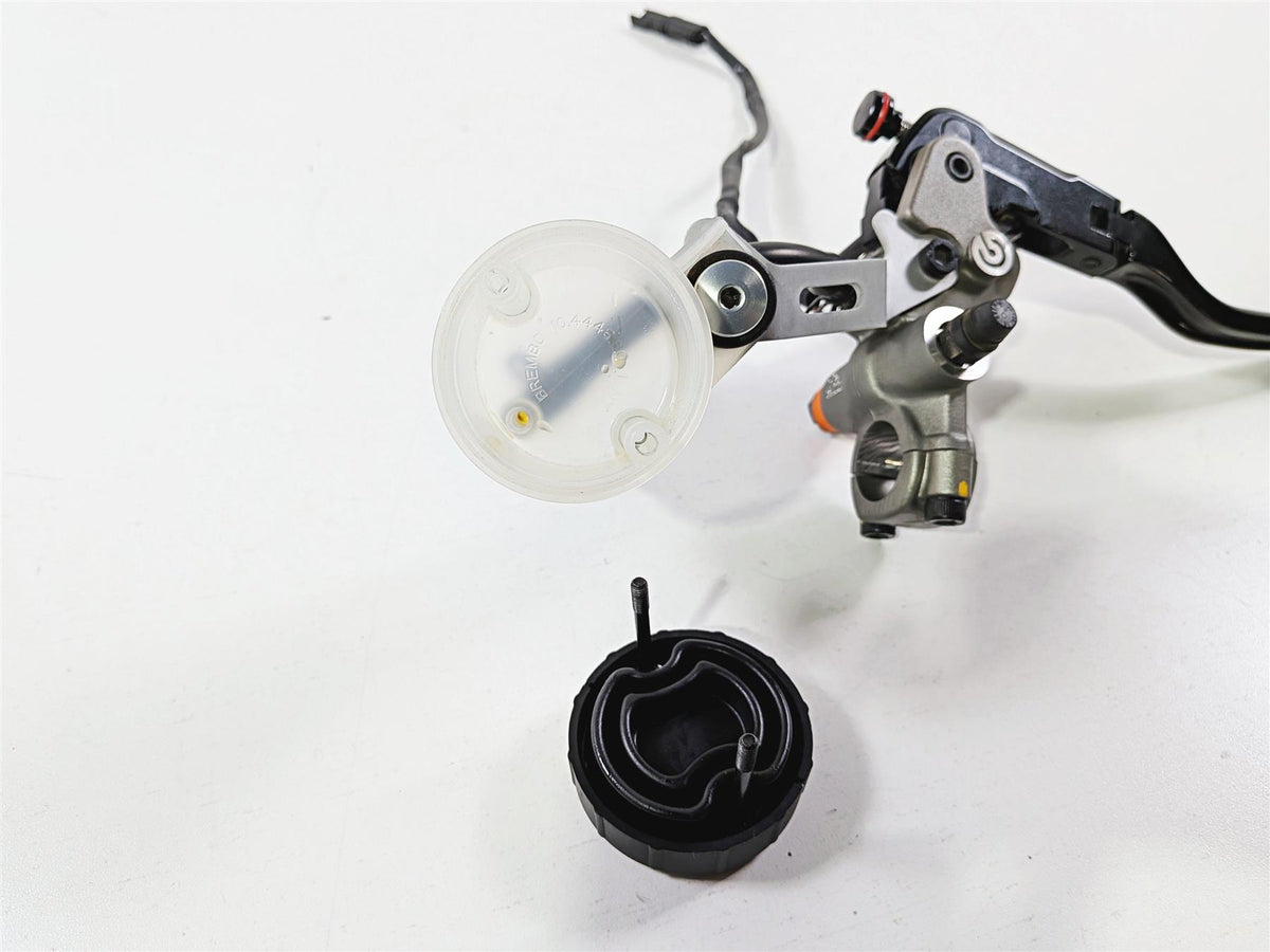 2019 Ducati Panigale V4S V4 S Corse Front Radial Brake Master Cylinder Rizoma Lever 62440762C {{ shop.shopifyCountryName }} - Mototech271