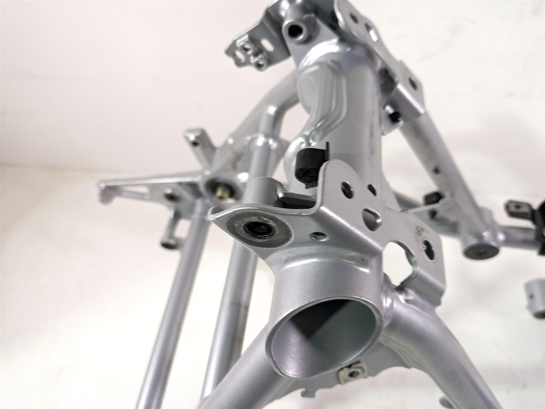2022 BMW R1250 RT K052 Straight Main Frame Chassis With Oklahoma Clear Title 46519444975 46518387840 {{ shop.shopifyCountryName }} - Mototech271