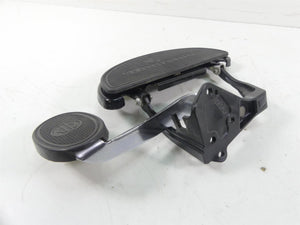 2015 Harley FLS Softail Slim Right Front Floorboard & Brake Pedal 42431-11
