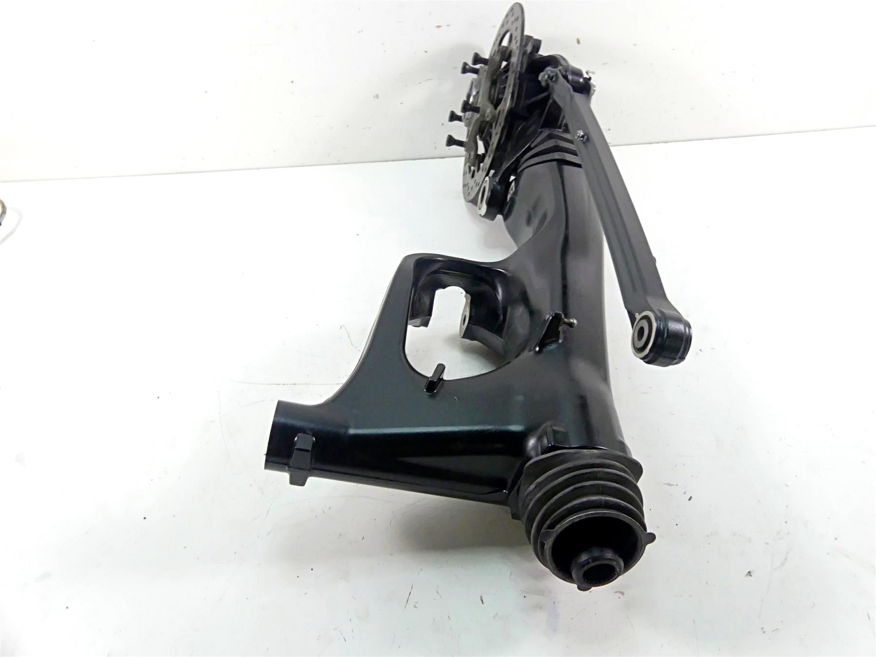 2016 BMW R1200GS Adv K51 Differential Drive Shaft Swingarm 32/11 33748536077 {{ shop.shopifyCountryName }} - Mototech271