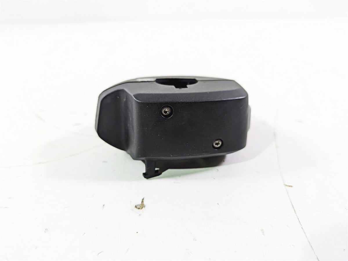 2019 Triumph Speed Triple RS 1050 Right Hand Control Switch Start Kill T2049706 {{ shop.shopifyCountryName }} - Mototech271