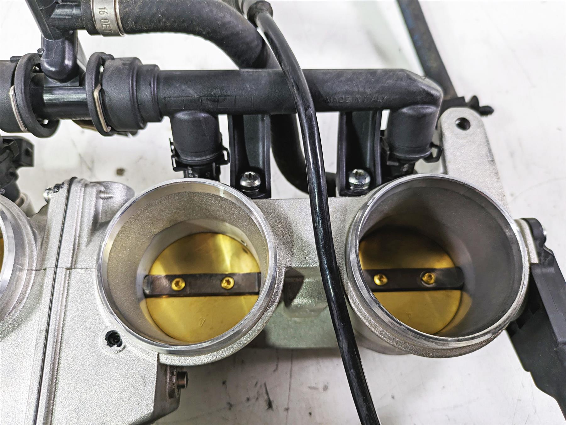 2017 BMW S1000R K47 Throttle Body Bodies Fuel Injection 13548545069 8544690 {{ shop.shopifyCountryName }} - Mototech271