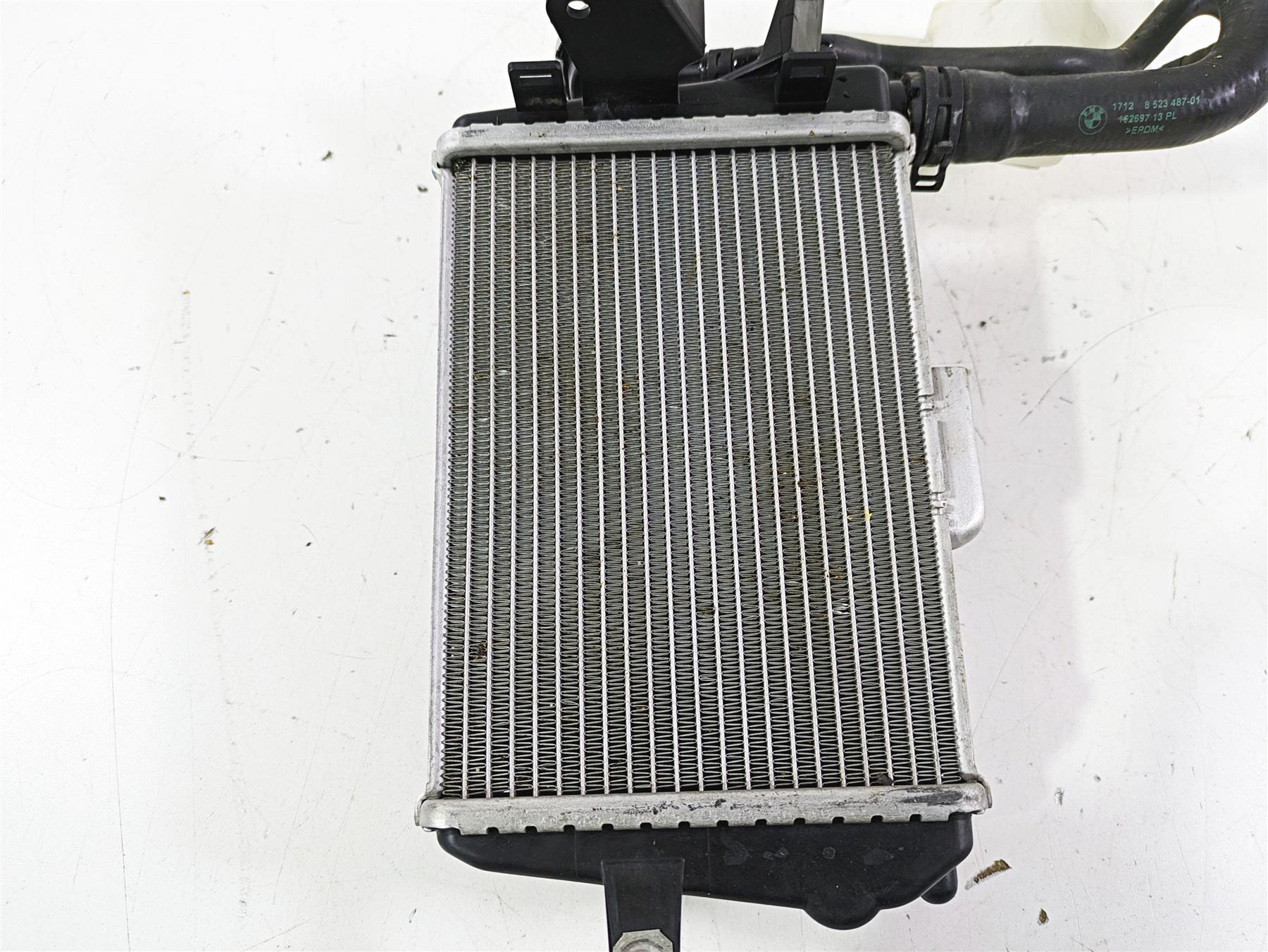 2014 BMW R1200 RT RTW K52 Right Radiator Fan Hoses Reservoir Set 17118546416 {{ shop.shopifyCountryName }} - Mototech271